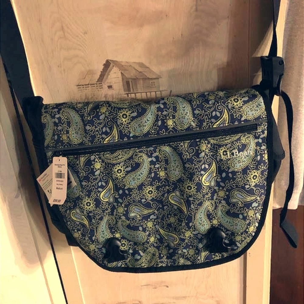 LL Bean messenger bag. Brand new. Never used with